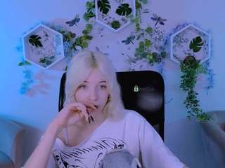caroline-rose live webcam show