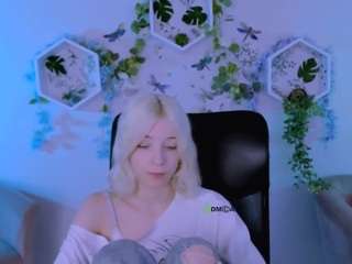 caroline-rose