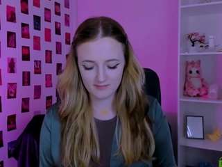 caroline-rose