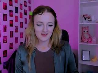 caroline-rose