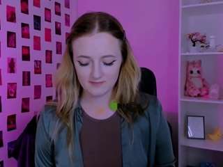 caroline-rose