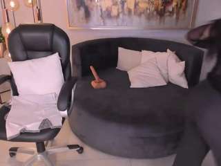 CharlotteCox1