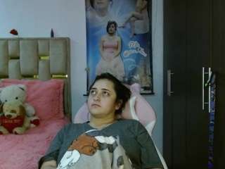 jheriiz live webcam show