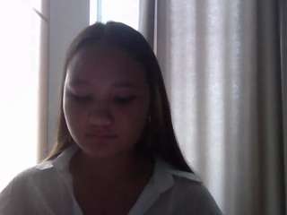 risamrazik live webcam show