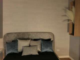 ruby-rouge live webcam show