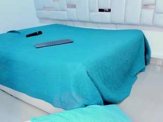 Dakkota-fox live webcam show