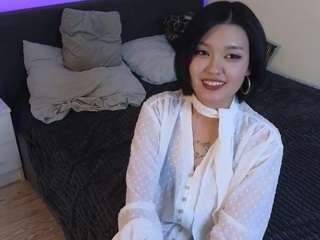 JoannePierce live webcam show