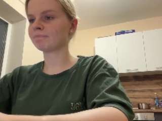 leidaholster live webcam show