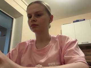 leidaholster live webcam show