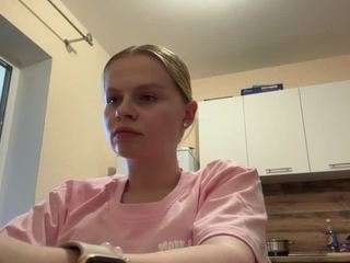 LeidaHolster live webcam show