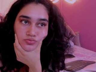 mariasweetdark live webcam show