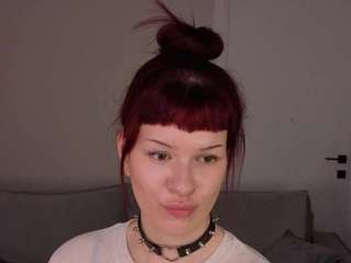 Carmen-Taylor live cam preview