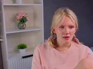 lillly-jhonasss live webcam show
