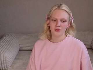 lillly-jhonasss live webcam show
