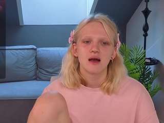 Lillly-Jhonasss live webcam show