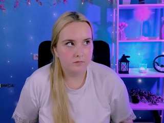 linda-lynx live webcam show