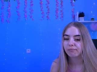 linda-lynx live webcam show