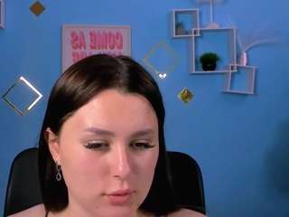 linda-lynx Live Webcam on CamSoda