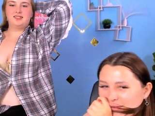 linda-lynx Live Webcam on CamSoda
