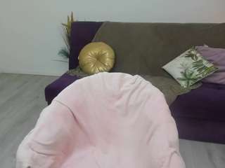 nicolleeex