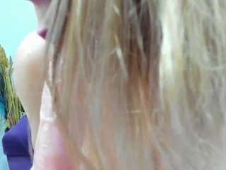nicolleeex live webcam show