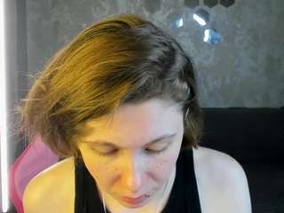 nika-berry live profile