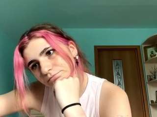 Milana live webcam show