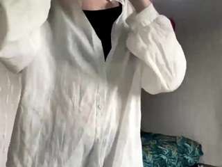 Merry live webcam show