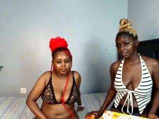 cocowantsyouu live webcam show