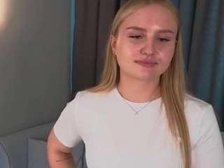 connieeholt