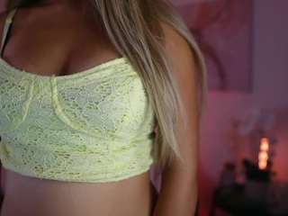 JadeDavin live webcam show