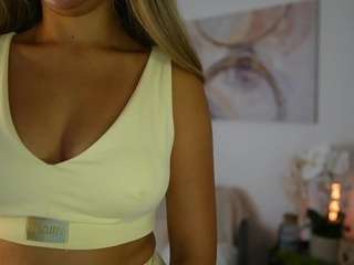 JadeDavin live webcam show