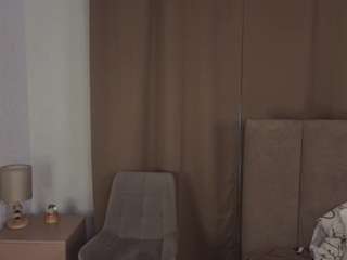 AletaTestani live cam preview