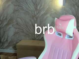 Nicole live cam preview