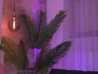 kyliekroft live webcam show