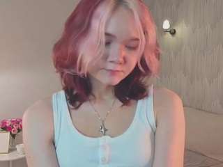 LilliamCalabro live webcam show