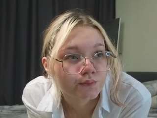LilliamCalabro live cam preview