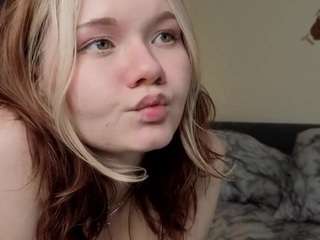 LilliamCalabro live cam preview
