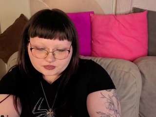 nikki-glow