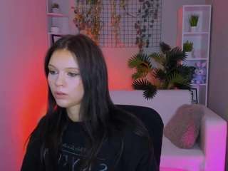 noelle-woww live webcam show