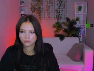 noelle-woww live webcam show