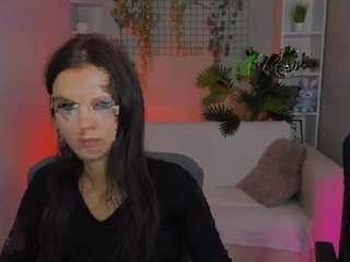 noelle-woww live webcam show