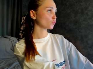 princess-li1y live webcam show