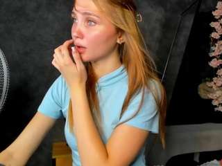 Princess-Li1y live webcam show