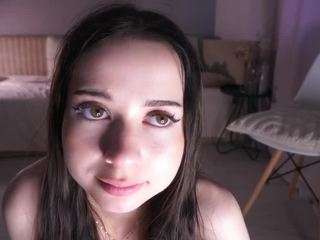 pussechka Live Webcam on CamSoda