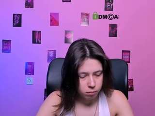 selena-crystal live webcam show