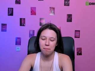 selena-crystal live webcam show