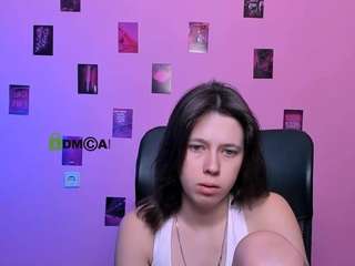 selena-crystal live webcam show