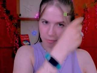 selena-crystal live webcam show