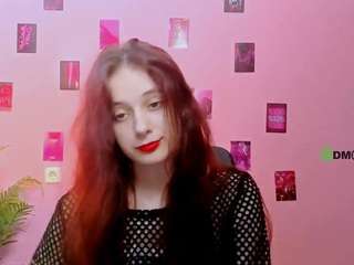 selena-crystal live webcam show